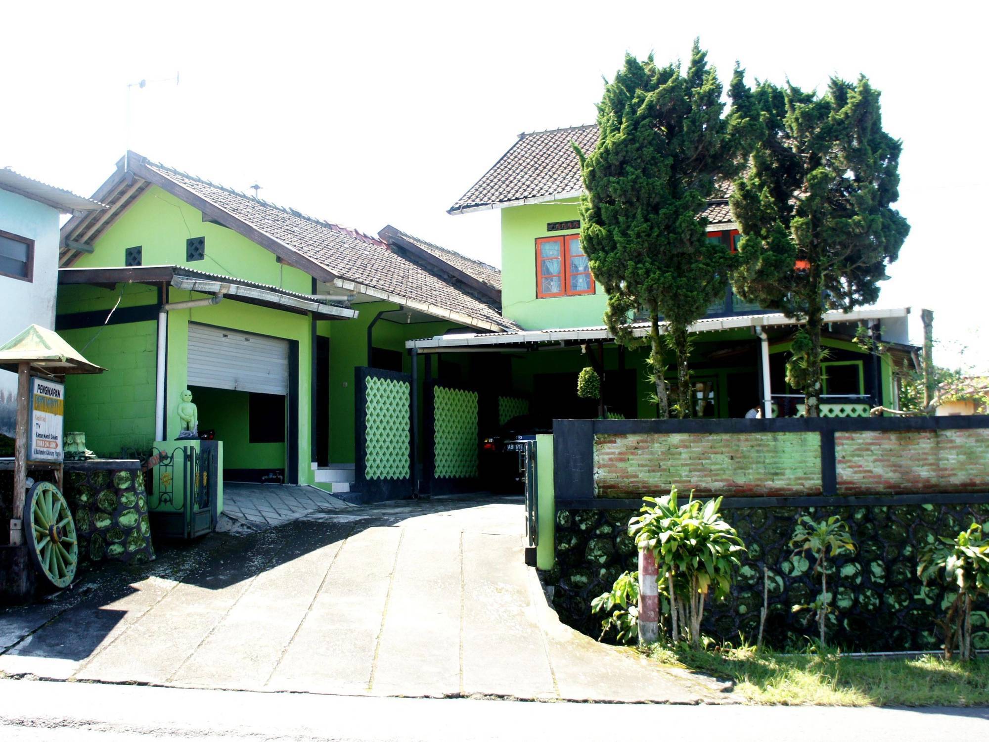 Bayu Murti Homestay Yogyakarta Exterior photo